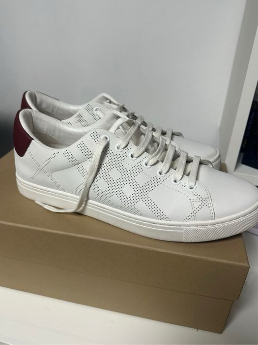 Adidasi Burberry Albert White Perforated Leather 43