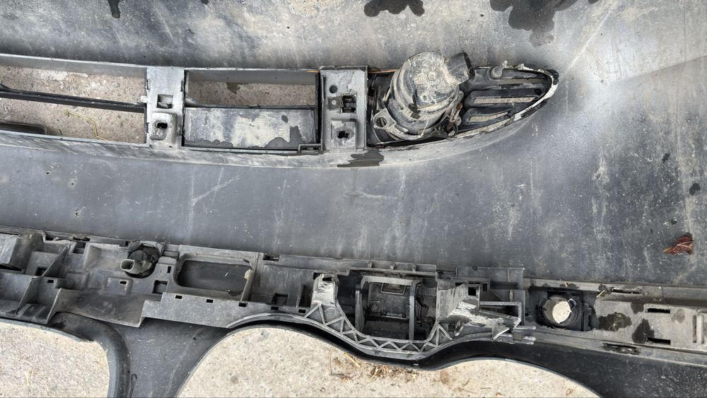 Продам бампер на бмв 7 серии е65 725