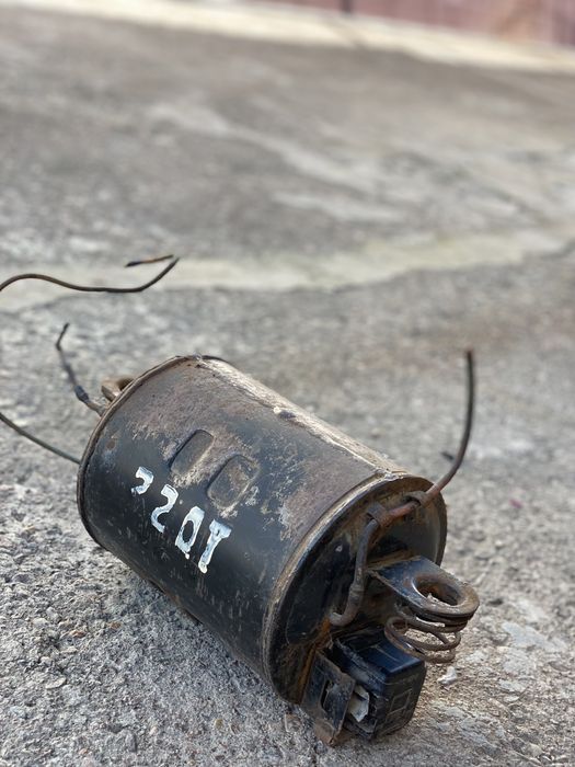 Продам мотор от холодильника