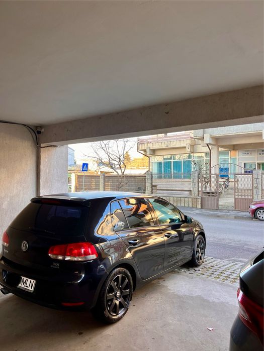 W Golf 6 din 2011 motor 1.6 motorina EURO 5