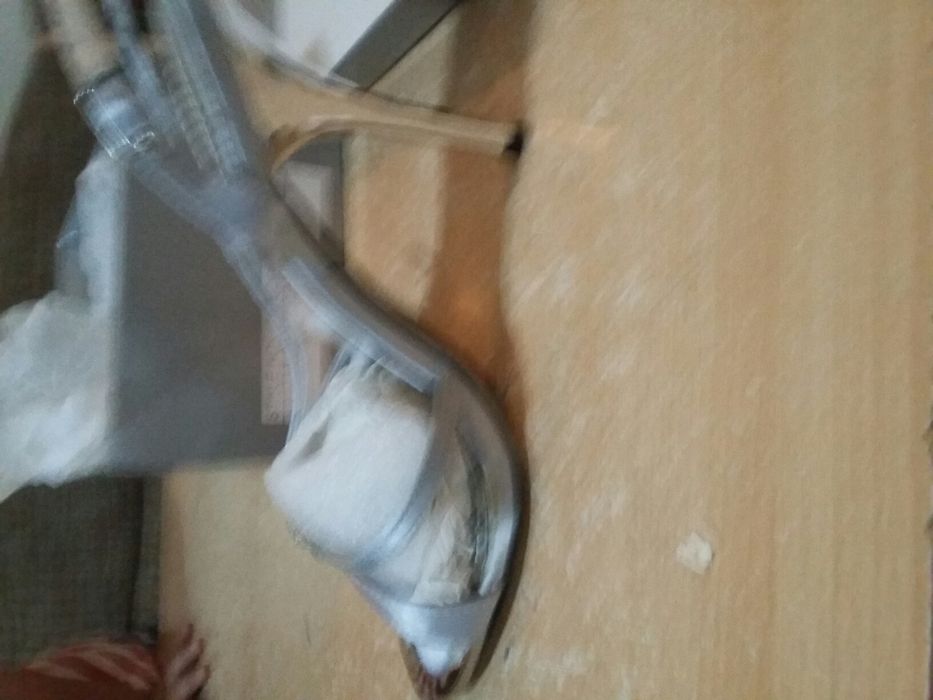 Vănd sandale dr ocazie din mătase cu broșă din strasuri