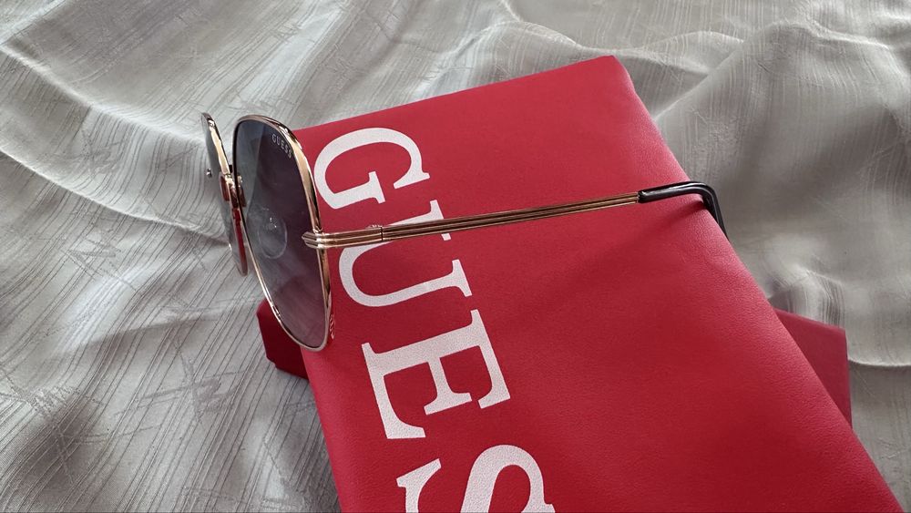 Дамски слънчеви очила GUESS