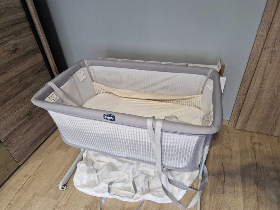 Chicco Бебешка кошара Next 2 Me Essential Dune