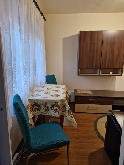 Garsoniera de închiriat