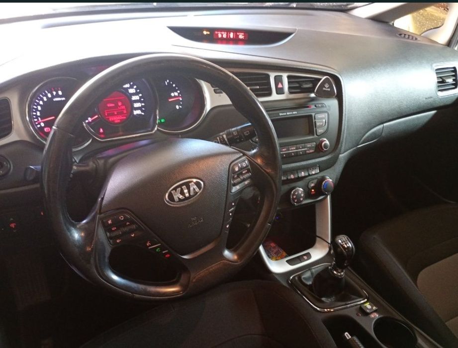 KIA CEE'D 1.4 Benz+Gpl