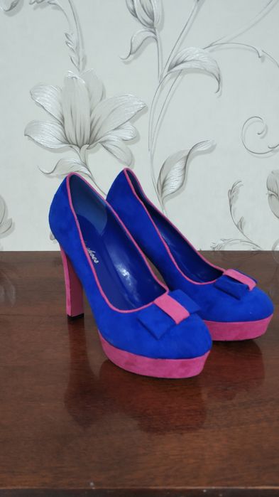 Замшевые туфли