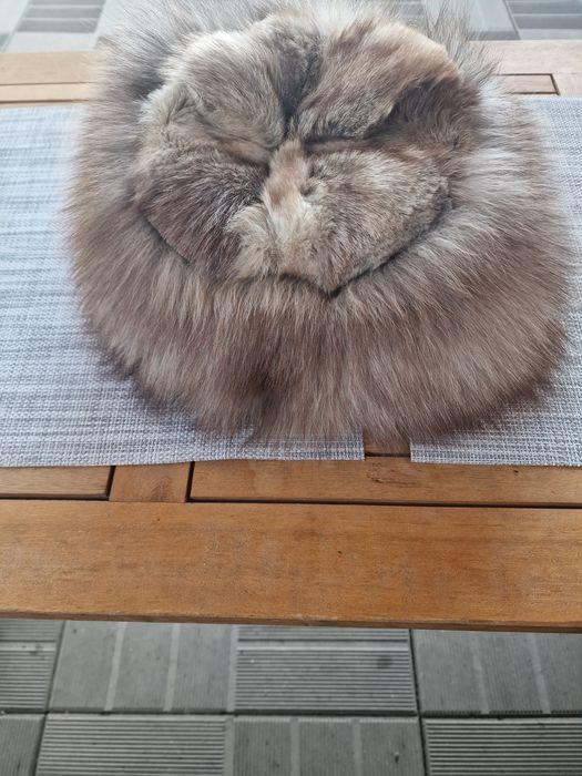 Caciula de dama din blana naturala