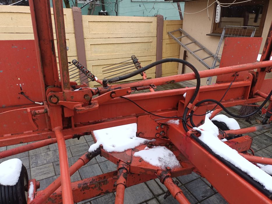 Greblă de adunat fan kuhn