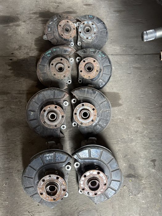 Fuzeta stanga dreapta Volkswagen / Skoda / Seat Golf 5 / passat b6 b7 cc jetta / octavia 2 motor 1.9 / 2.0 diesel benzina 5 / 6 trepte