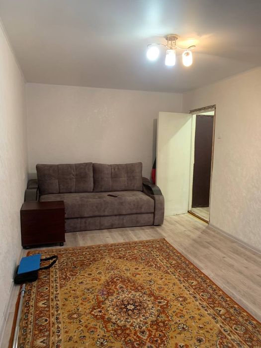 Продам квартиру район заподного