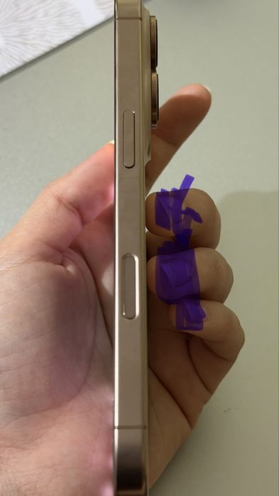 Продам Айфон 16 про