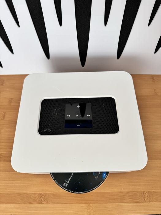 Bluesound Vault 2- Ripper Cd & Stocare 2Tb Hdd- Streamer Hi-Res-