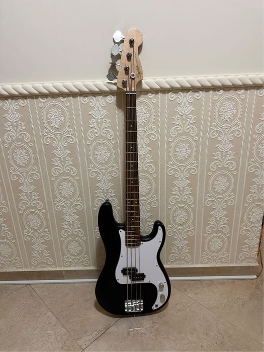 Bass, Squier Sonic Precision Black(vand sau schimb cu diverse)