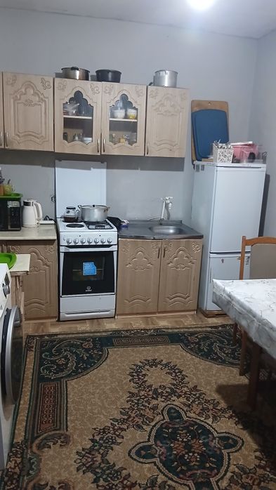 Продается  дом  в  поселкп   Сарытөбе