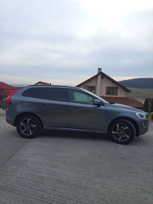 VOLVO XC60 2017 — imagine 3