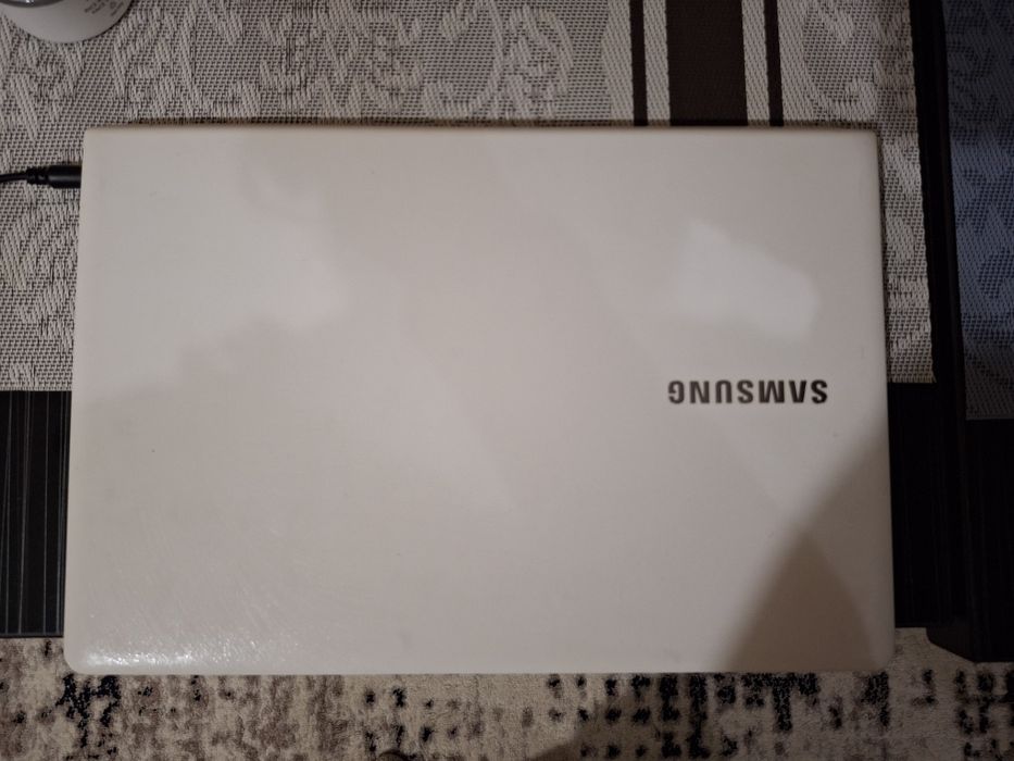 Noutbook sotiladi KOREYADAN KEGAN