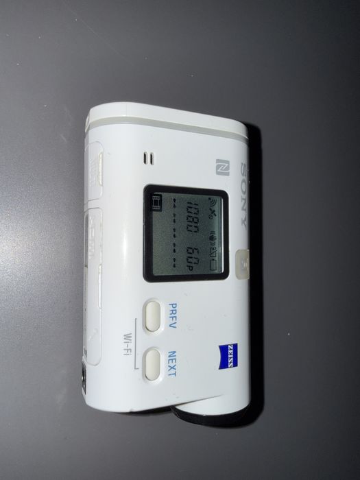 Sony Action Cam AS200V + Accesorii (Carcasă Waterproof & Monturi)