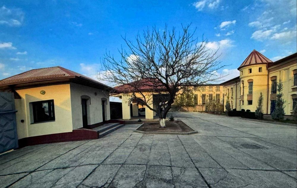 Продается База 53 соток вдоль дороги