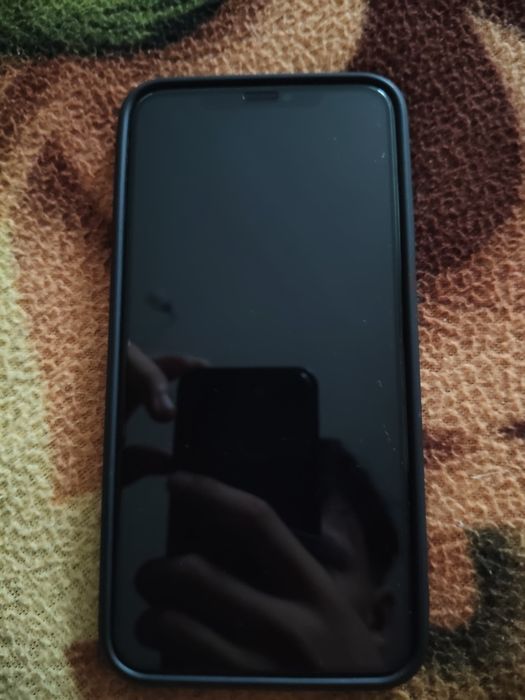 Vând iPhone 11 pro max