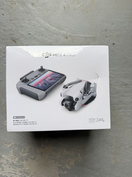 Dji mini 4 Pro  fly more combo
