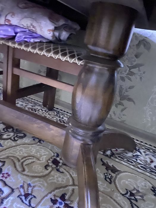 Продам гостиный раздвижной стол