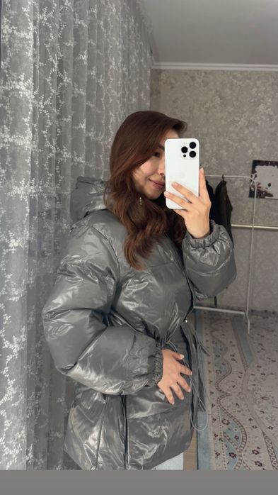 Продам курткие Новые