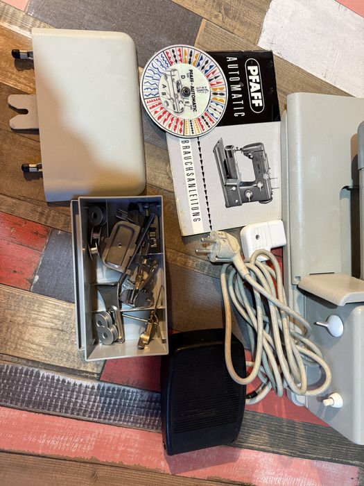 Masina cusut Pfaff 362 automatic