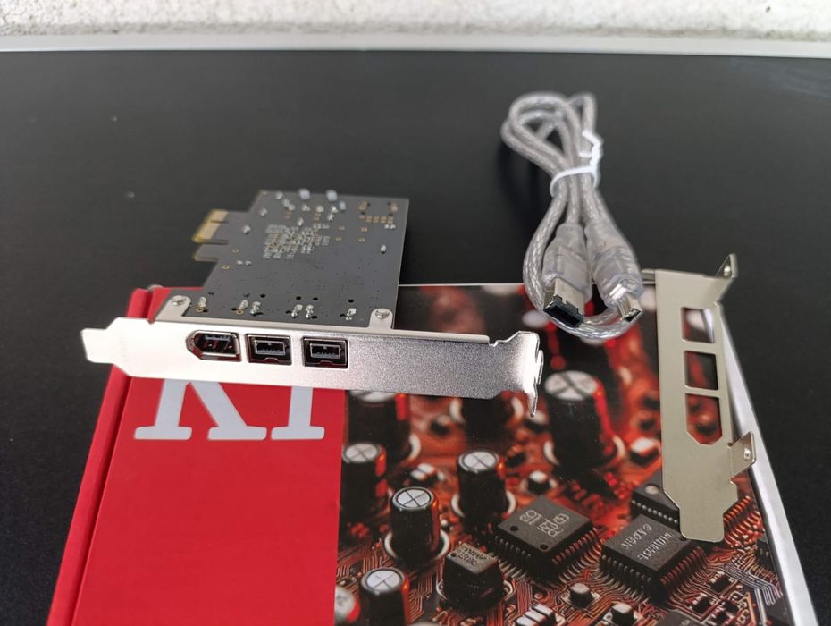 Placa de extensie PC desktop PCIe PCI Express FW400 + 800 FireWire 400 și FireWire 800 / IEEE 1394 kalea