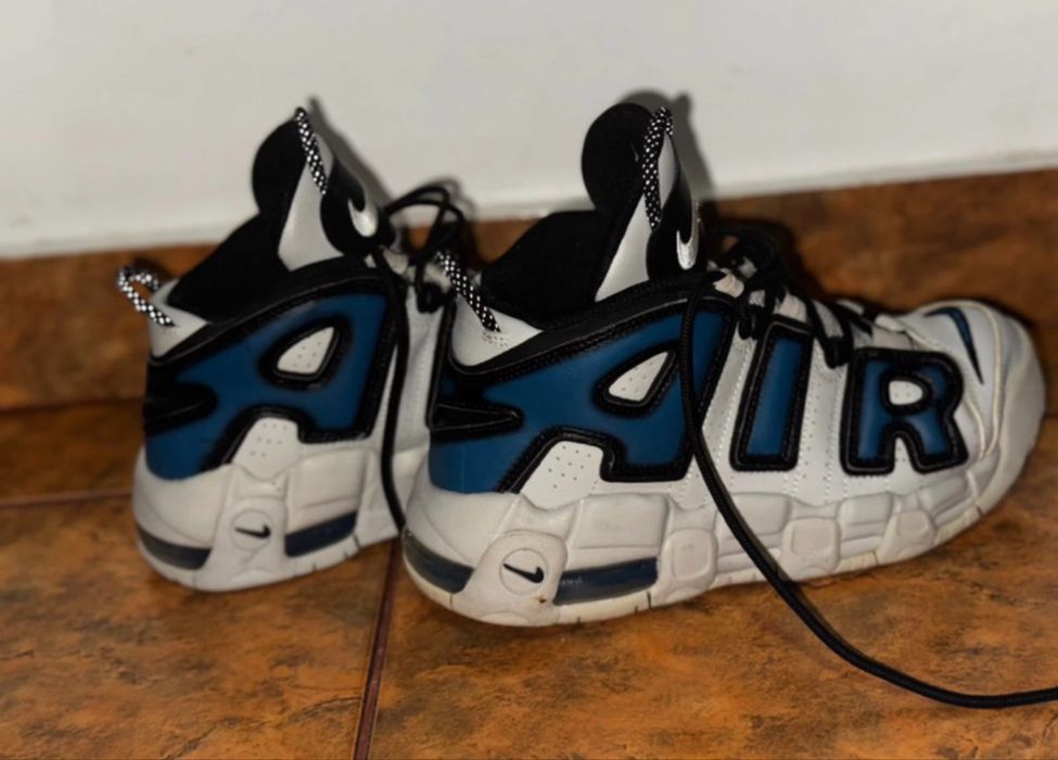 Vând Nike Air UmTempo