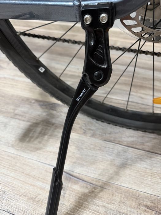 Продам велосипед GIANT ROAM 1
