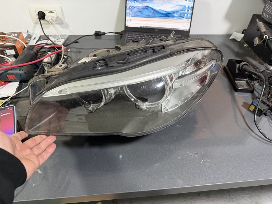 Far stanga Xenon BMW F10 F11 Lci Facelift