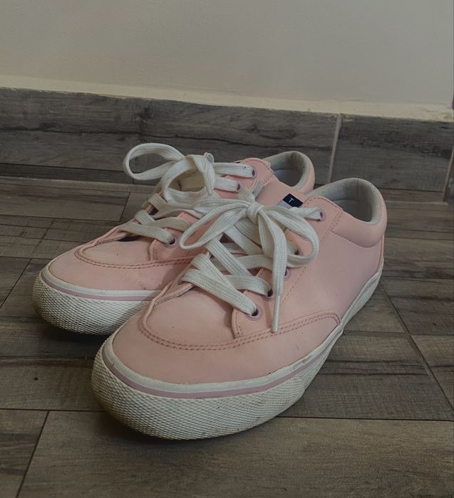 Adidasi TOMM HILFIGER marime 40