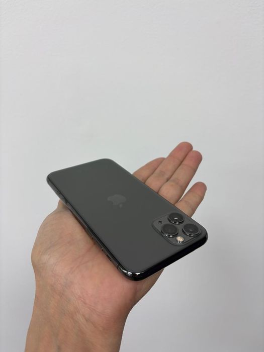 Продам  Iphone 11 Pro в хорошем состоянии
