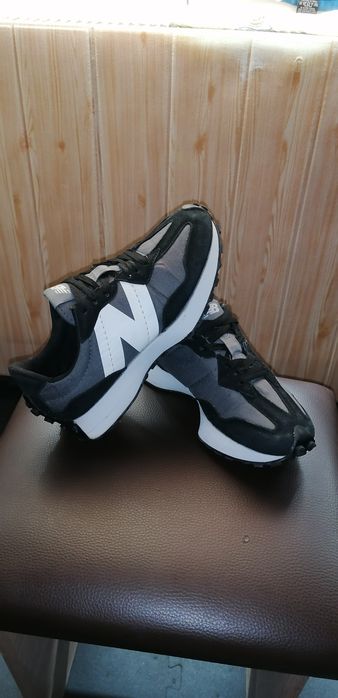 Adidași New Balance Mărimea 39