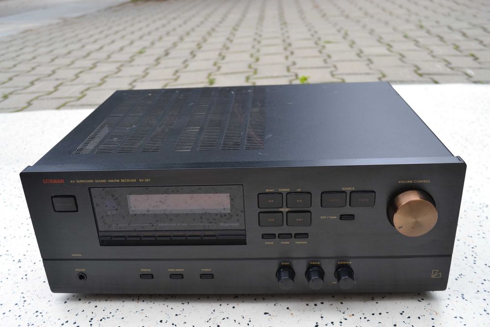 Amplificator Luxman RV 357