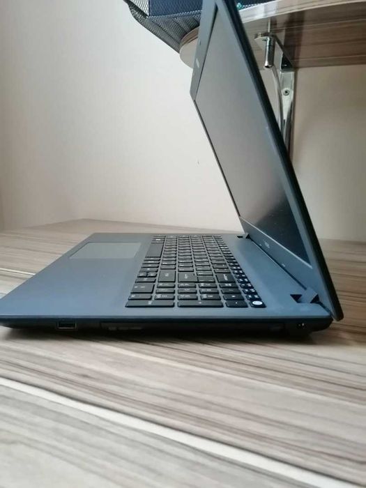 Acer Aspire e5-573 N15Q1(i3/4gb ОЗУ)