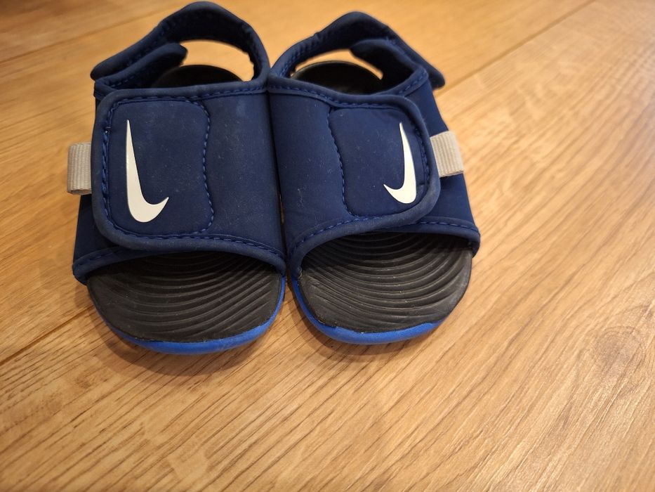 Летни сандали Nike