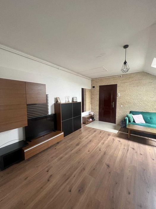 Apartament chirie Floresti
