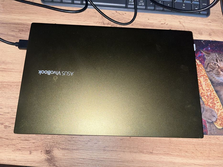 ASUS VivoBook S14