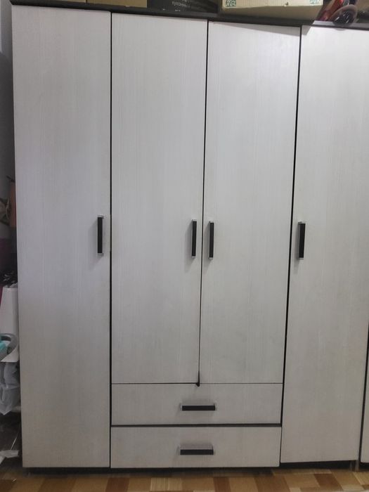 Шкаф 4 х дверный