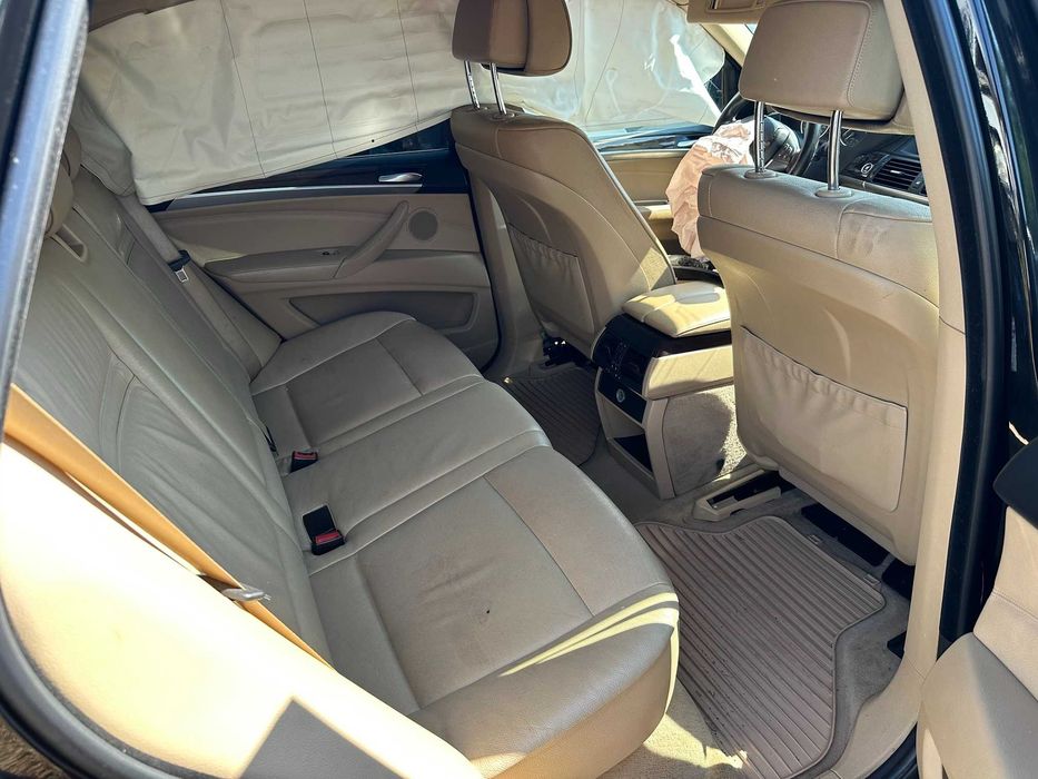 Dezmembrez BMW X5 E70 3,0 diesel 2009 cod motor M57