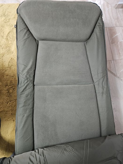 Vând Pat Pescuit cu Sac de dormit