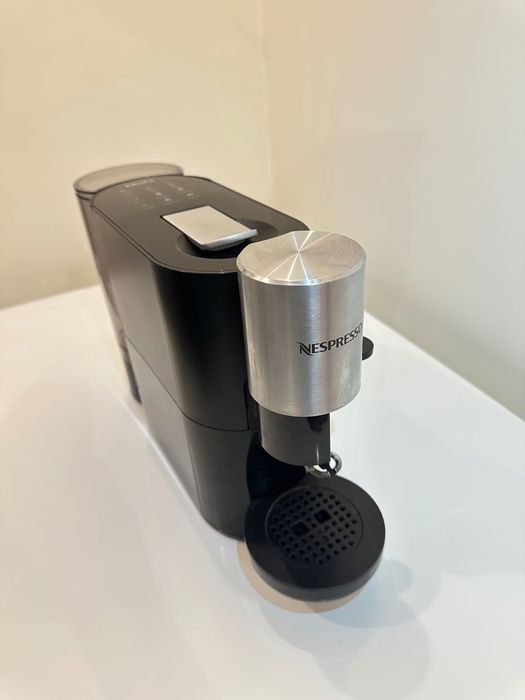 espressor Krups Atelier cu capsule Nespresso si spumare lapte