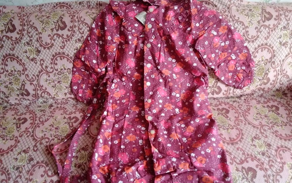 Продам рубашки ,халаты новые