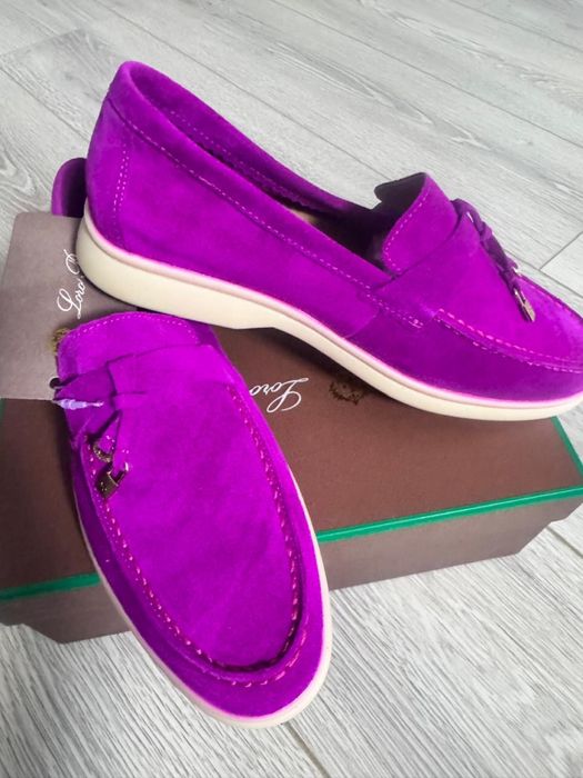 Продам лоферы. 39 размера