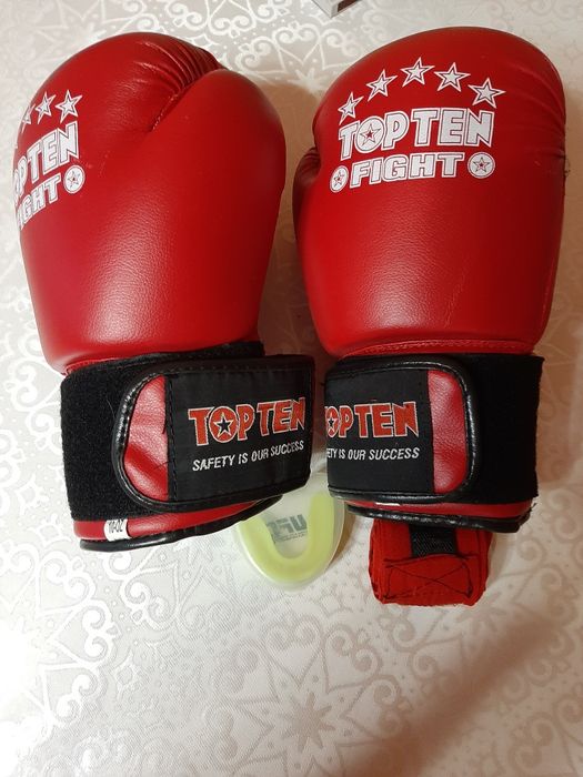 Боксёрские перчатки подростковые