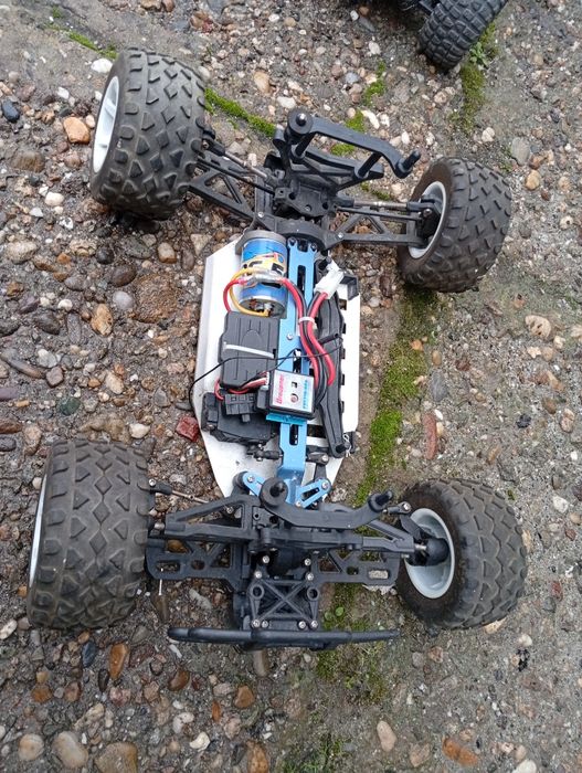 Рц  модели,с двг и електрически 1:10