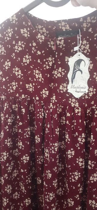 Abaya sotiladi ro'moli bilan