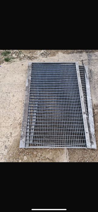 Trepte zincate galvanizate