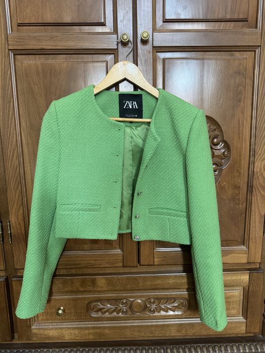 Елегатно късо сако Zara